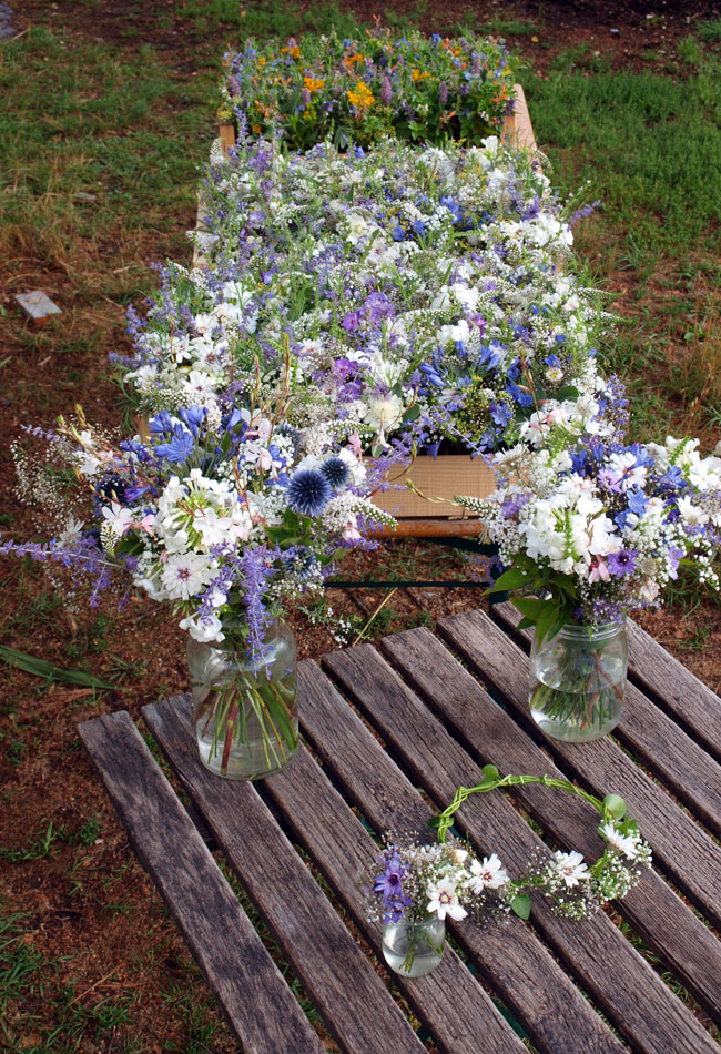 Décoration de mariage blanc et bleu